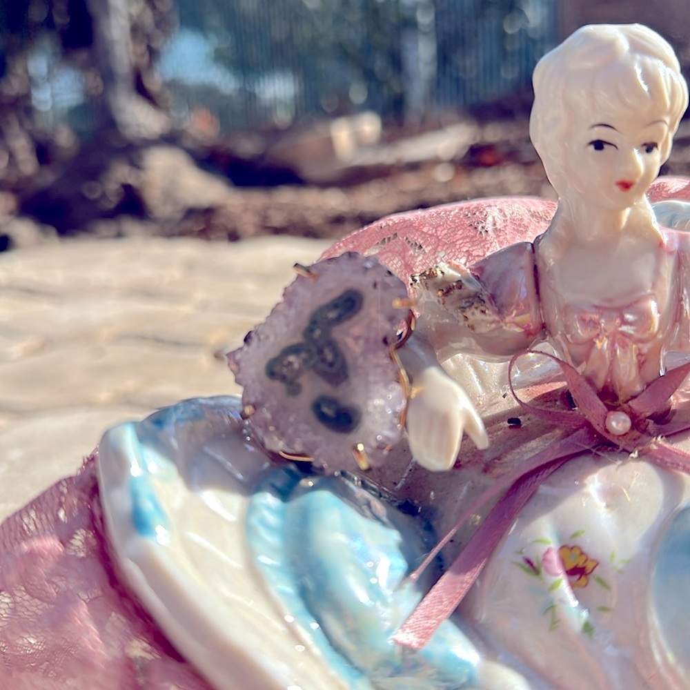 Brazilian Amethyst’s FLOWER Gold Cocktail ring Stalactite